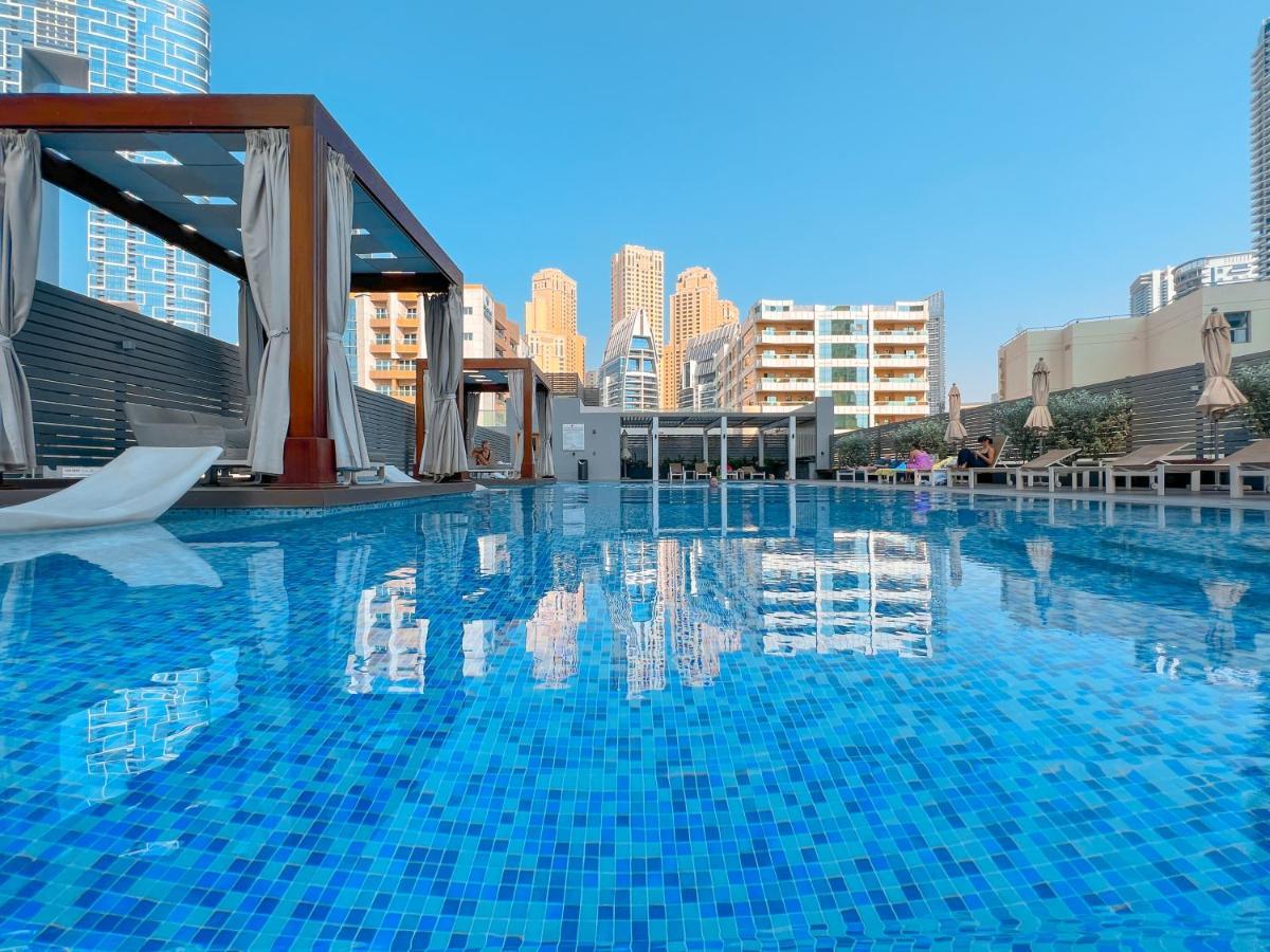 Fam Living - Marina Marvel - Studio Apartment With Breathtaking Views In Studio One Tower Dubai Luaran gambar
